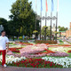 Роман, 43