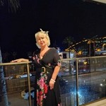 Natalia, 52